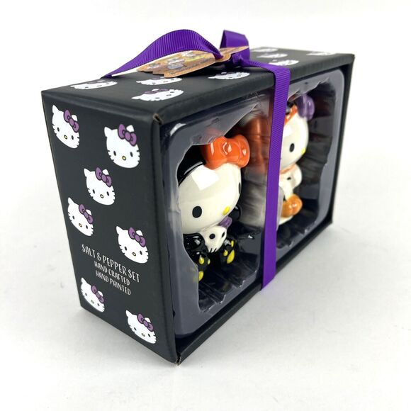 Hello Kitty Salt &Pepper Shakers Ghost and Skeleton Ceramic Figurines rare - Picture 4 of 8